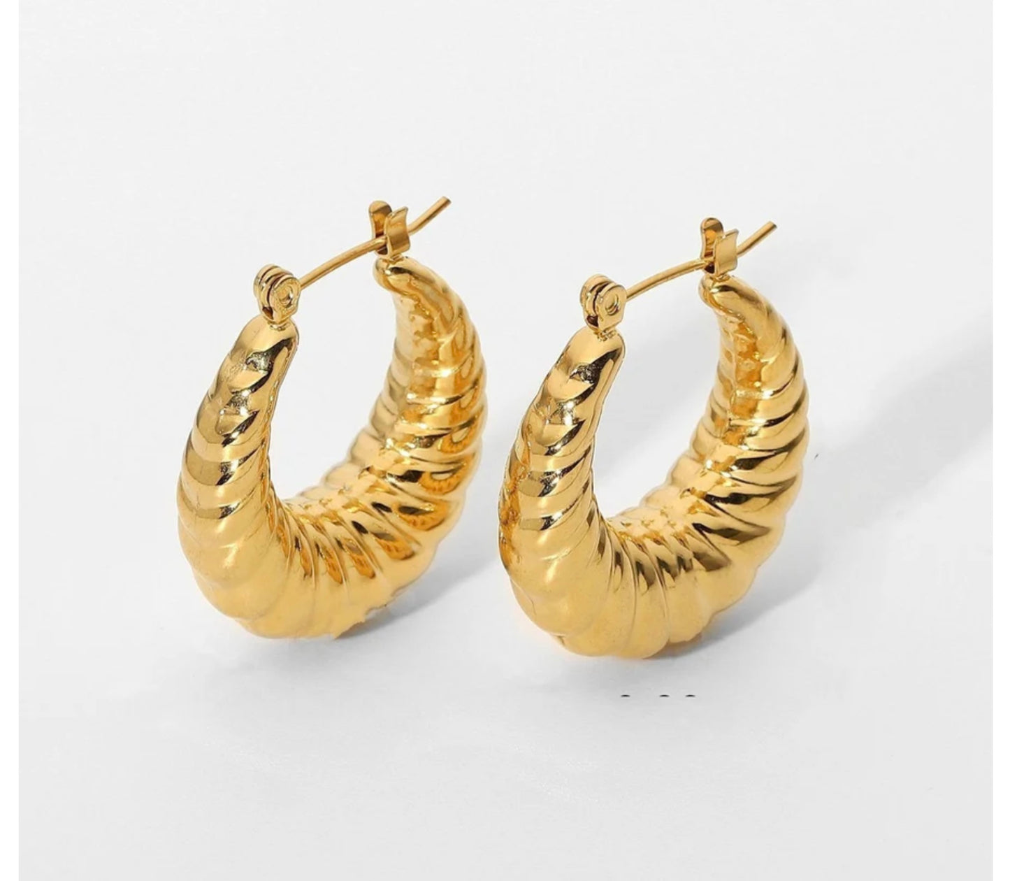 Croissant earrings