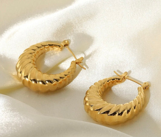 Croissant earrings